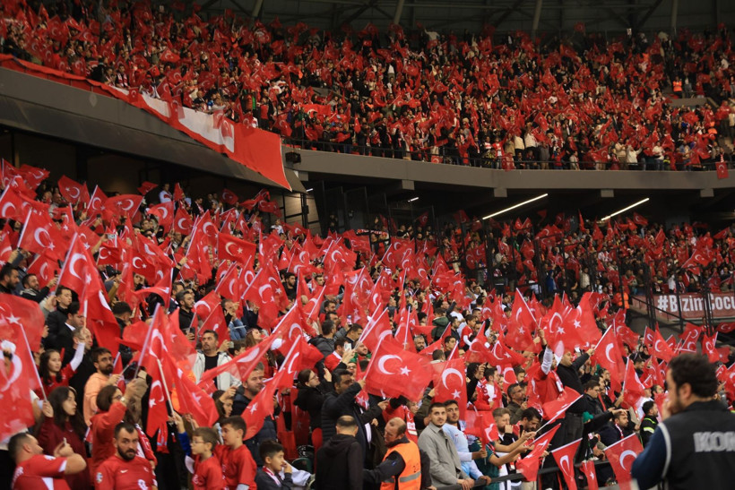 Kocaeli Kırmızı Beyaz! İşte müthiş tribün fotoğrafları - Resim: 17