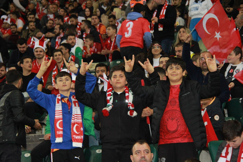 Kocaeli Kırmızı Beyaz! İşte müthiş tribün fotoğrafları - Resim: 54