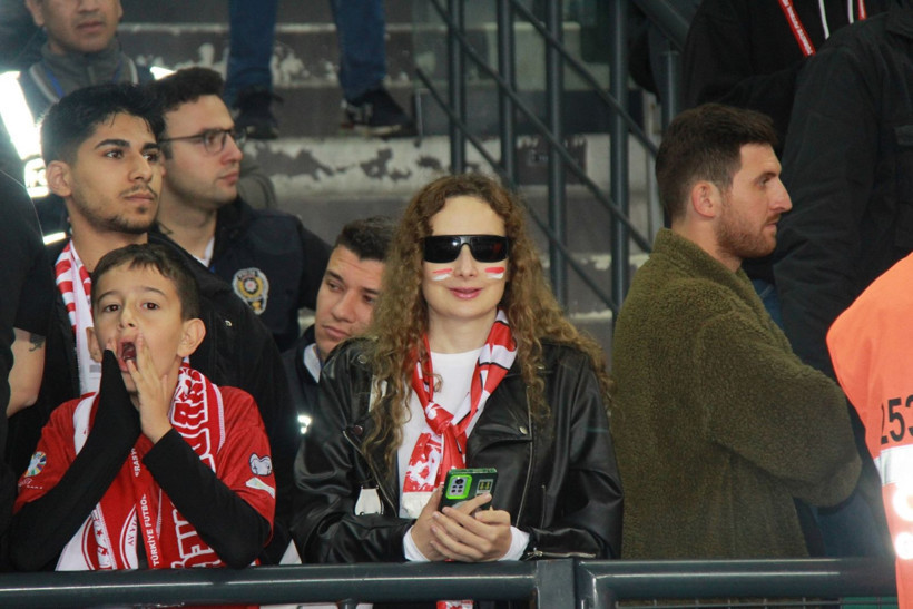 Kocaeli Kırmızı Beyaz! İşte müthiş tribün fotoğrafları - Resim: 59