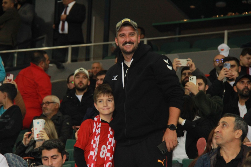 Kocaeli Kırmızı Beyaz! İşte müthiş tribün fotoğrafları - Resim: 60