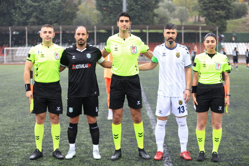 Karamürselspor evinde 3 puana uzandı! “1-0” - Resim : 5