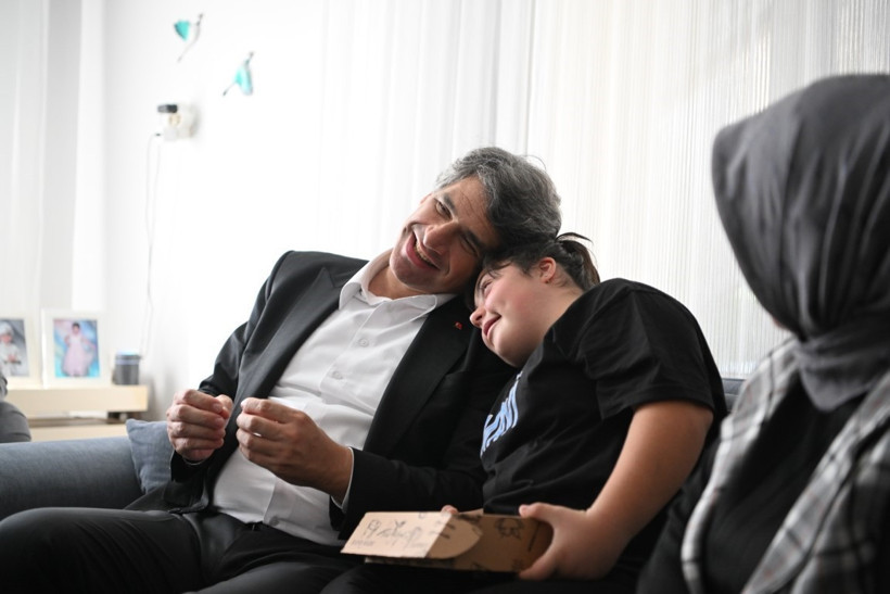 Kocaman yürekli başkan! - Resim : 4