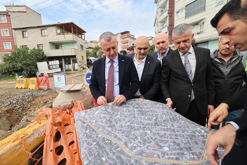 Tahir Büyükakın, Çayırova'yı yakından takip ediyor! - Resim : 1