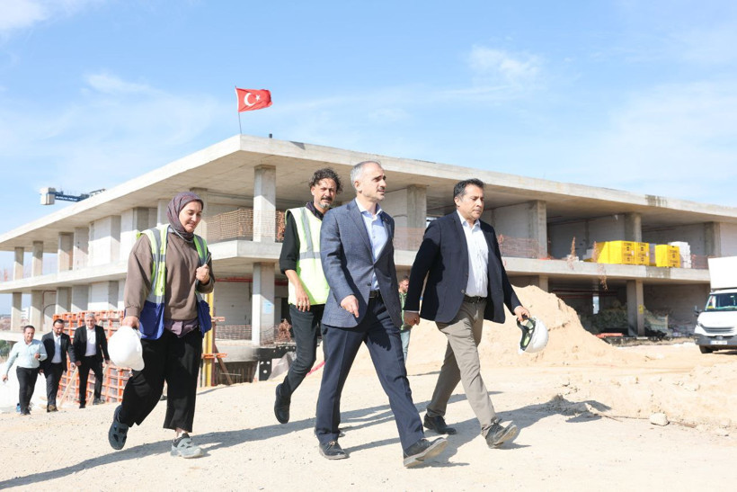 Bünyamin Çiftçi: Gençlerimiz her şeyin en güzelini hak ediyor - Resim : 2