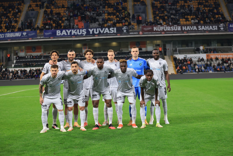 Başakşehir – Kocaelispor: 1-0 (MAÇ SONUCU) - Resim : 13