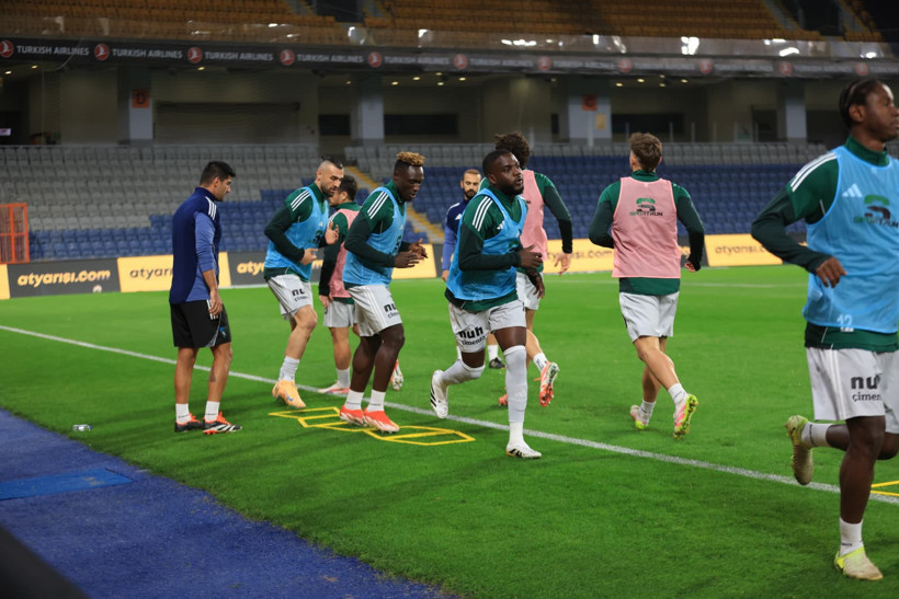 Başakşehir – Kocaelispor: 1-0 (MAÇ SONUCU) - Resim : 30