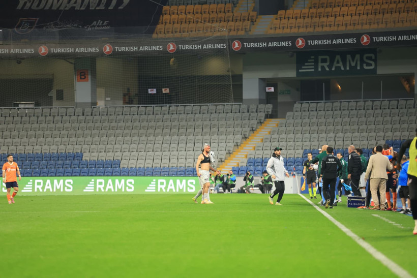 Başakşehir – Kocaelispor: 1-0 (MAÇ SONUCU) - Resim : 17