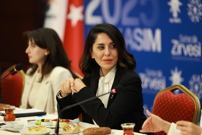 Gelecek için çözüm önerileri; AK Parti'den Şehircilik Zirvesi - Resim : 2