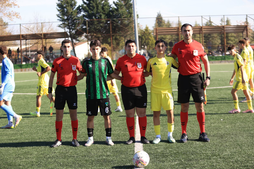 Kocaelispor U-15, Fenerbahçe’ye 2-0 yenildi - Resim : 4
