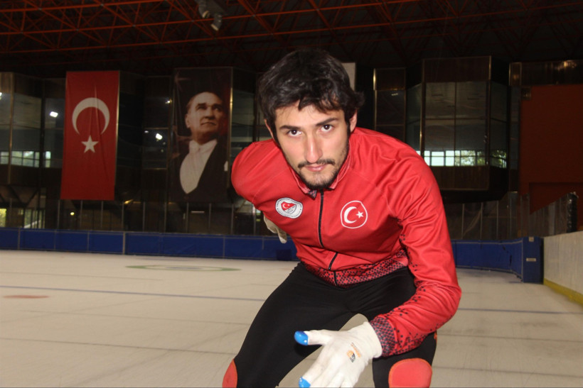 Buz üstünde sessizliğe mahkûm bir şehir! - Resim : 5