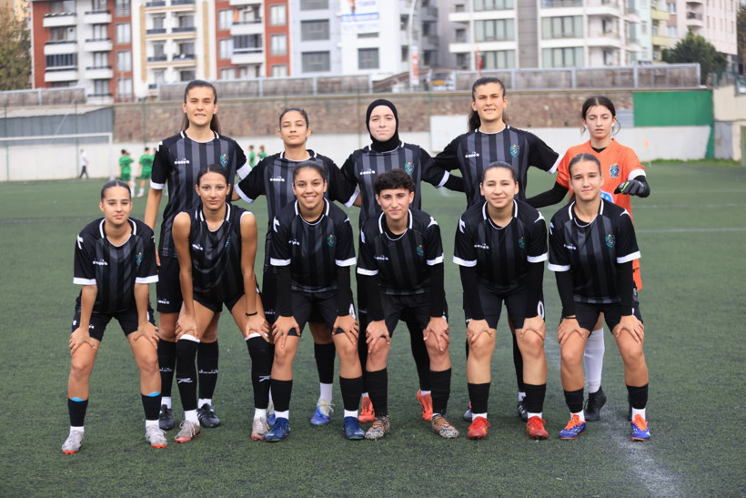 Bizim kızların gücü yetmedi - Resim : 8