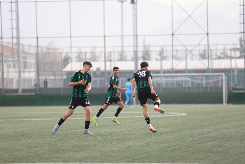 Kocaelispor U-16, Başakşehir’i devirdi! “1-0” - Resim : 4