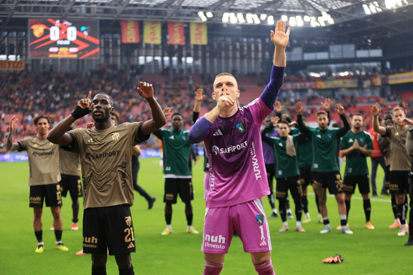 Kocaelisporlu futbolcular oturdu, taraftarı izledi! - Resim : 1