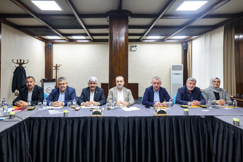 AK Parti’den 8 ilçe için önemli toplantı! - Resim : 1