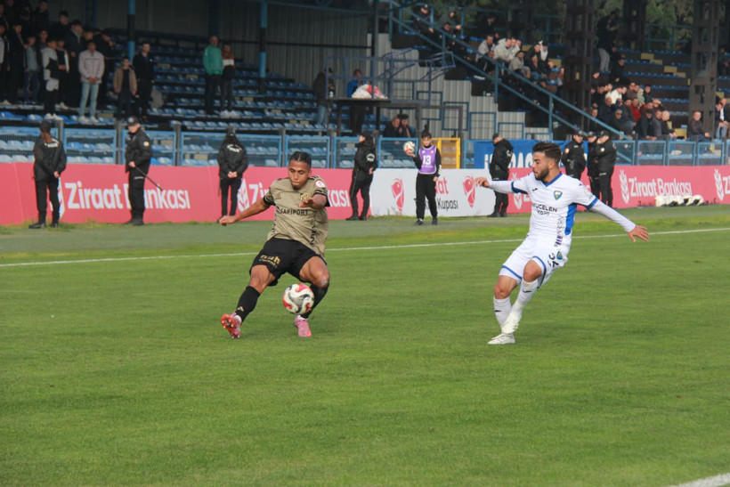 Karacabey Belediyespor - Kocaelispor: 1-2 - Resim : 5