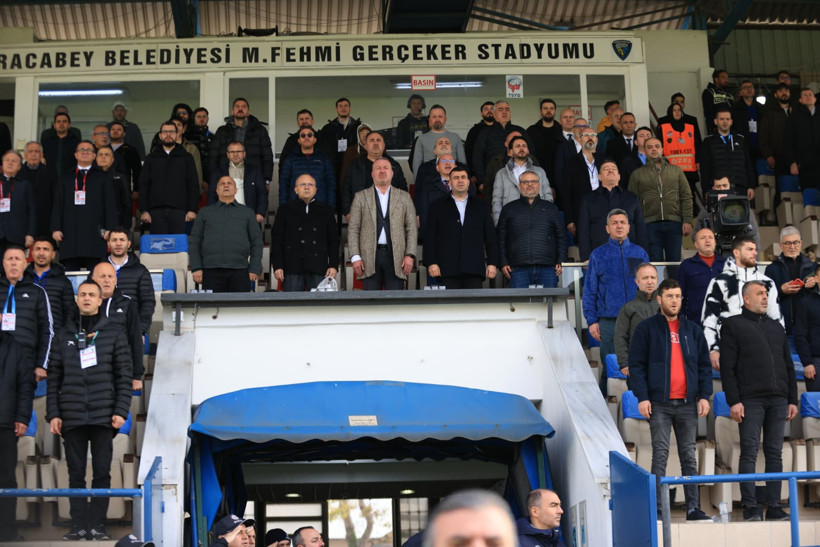 Karacabey Belediyespor - Kocaelispor: 1-2 - Resim : 8