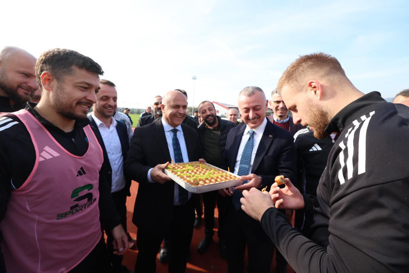 Tahir Büyükakın’dan Kocaelispor tesislerine çıkarma! - Resim : 4