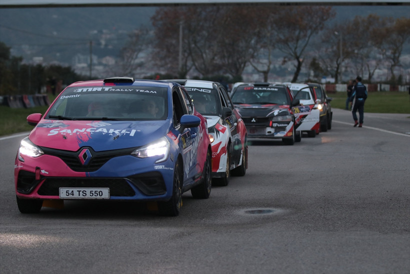 42. Kocaeli Büyükşehir Rallisi seremonik startla başladı - Resim : 2