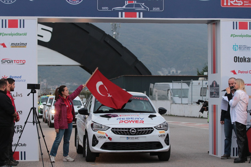 42. Kocaeli Büyükşehir Rallisi seremonik startla başladı - Resim : 1