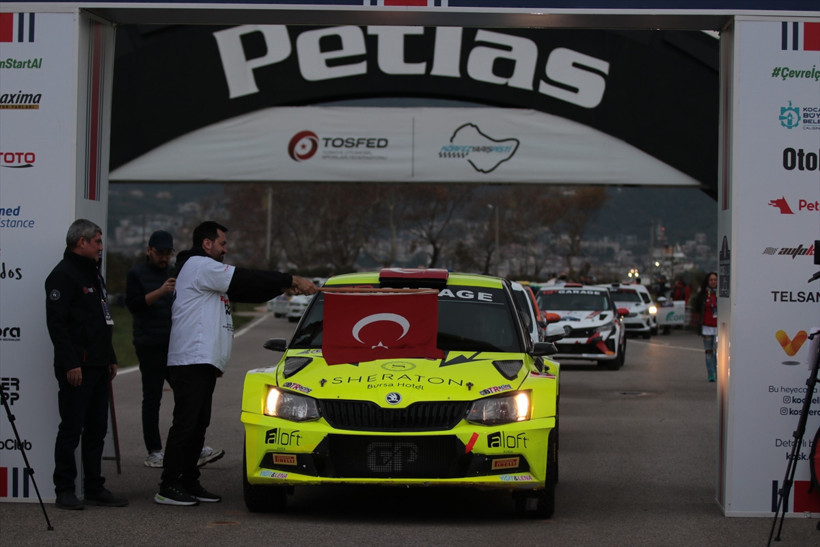 42. Kocaeli Büyükşehir Rallisi seremonik startla başladı - Resim : 4