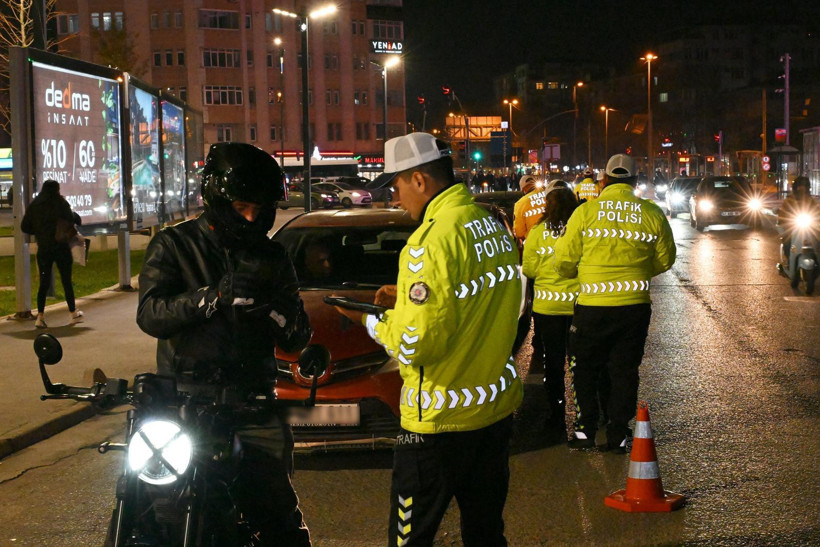 Kocaeli'de dev asayiş uygulaması... Binlerce kişi sorgulandı! - Resim : 2