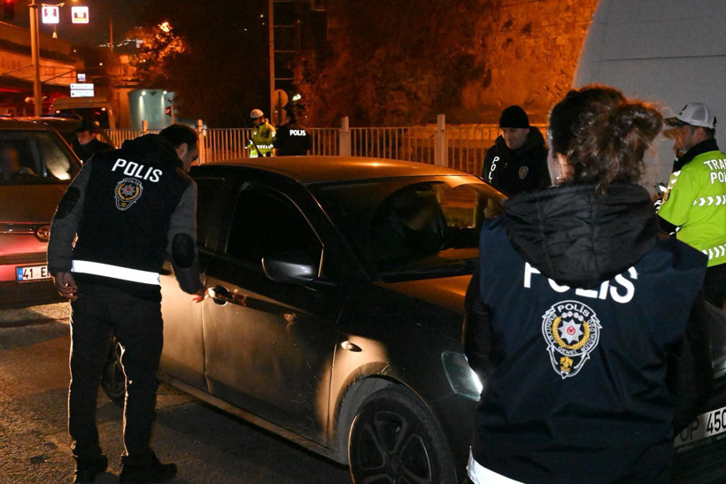 Kocaeli'de dev asayiş uygulaması... Binlerce kişi sorgulandı! - Resim : 3