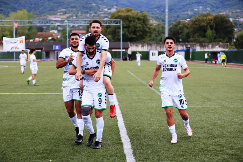 Karatepe Gençlerbirliği - Kocaeli Güneşspor: 1-2 "1. Amatör Lig maçı - Foto Galeri - Ali Köksal" - Resim: 65