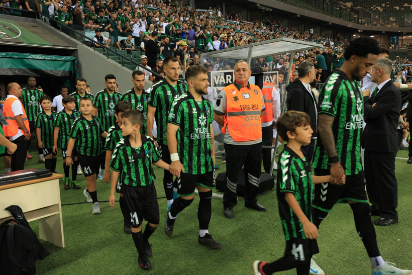 Kocaelispor - Manisa Futbol Kulübü maçı fotoğrafları "Foto Galeri - Ali Köksal" - Resim: 109