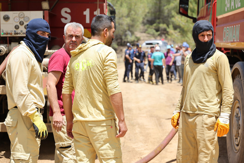 Büyük orman yangını… 2 mahalle tahliye ediliyor! - Resim : 2