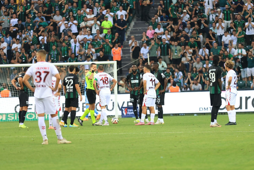 Neyin peşindesin Zorbay Küçük! - Resim : 2