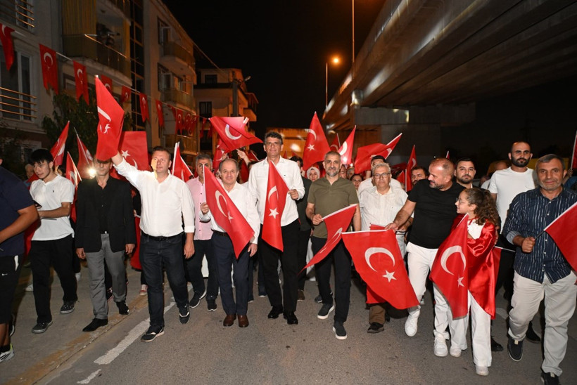 Zafer Bayramı Kartepe'de coşkuyla kutlandı - Resim : 3
