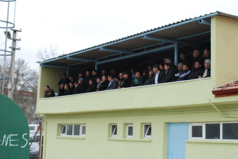 Kandıralılara müjde! Yeni futbol tesisi ve tribün geliyor - Resim : 3