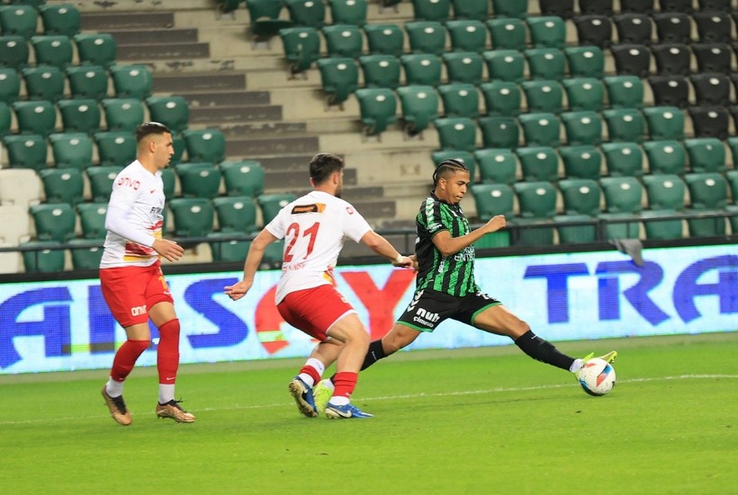 Kocaelispor - Yeni Malatyaspor 1-7 FOTO GALERİ - Resim: 41