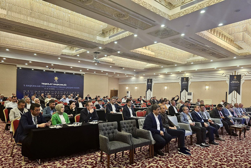 Şahin Talus, Kocaeli'deki çalışmaları kampta anlattı; “Teşkilatçılık bizim için sadece organizasyon değil, bir dava ahlakı” - Resim : 1