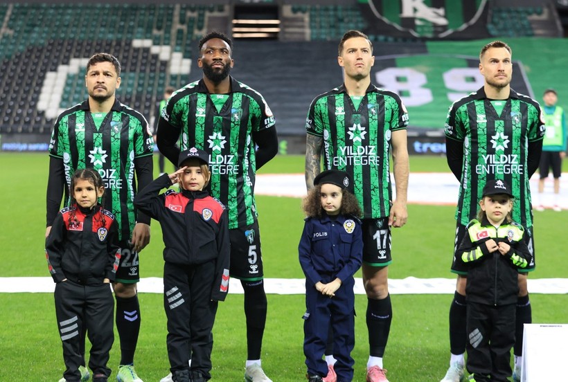 Kocaelispor - Yeni Malatyaspor 1-7 FOTO GALERİ - Resim: 26