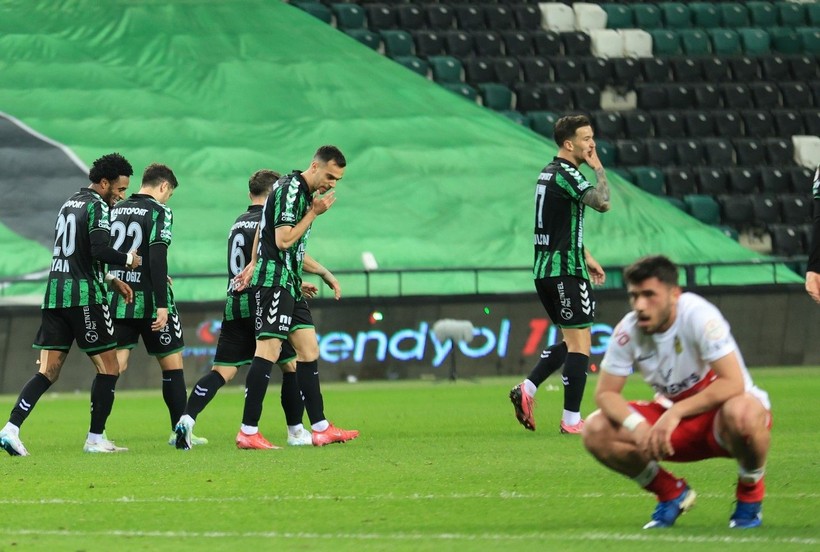 Kocaelispor - Yeni Malatyaspor 1-7 FOTO GALERİ - Resim: 88