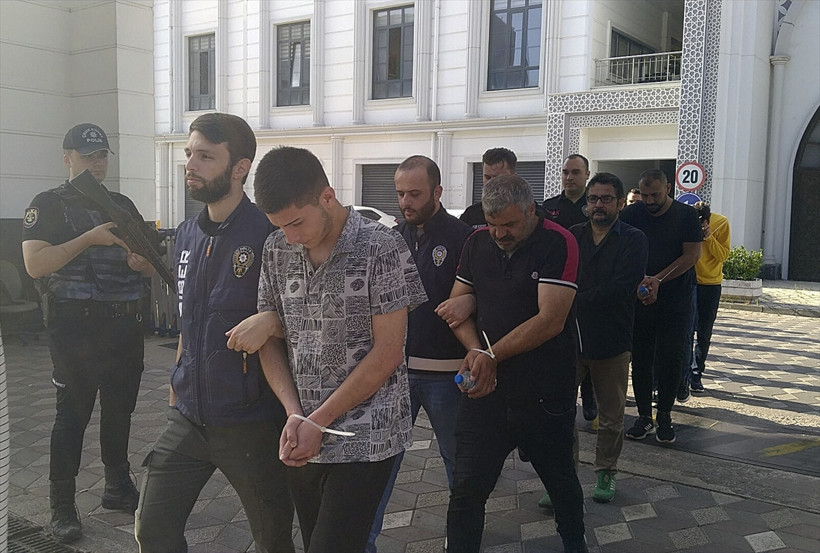 Kocaeli’deki büyük dolandırıcılık operasyonunda 26 kişi tutuklandı - Resim : 3