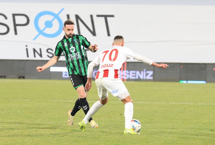 Ümraniyespor - Kocaelispor maçının fotoğraf galerisi - Resim: 49