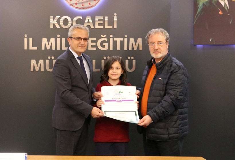 İzmit 28 Haziran Ortaokulu öğrencisi Elif Sena’dan büyük başarı - Resim : 3