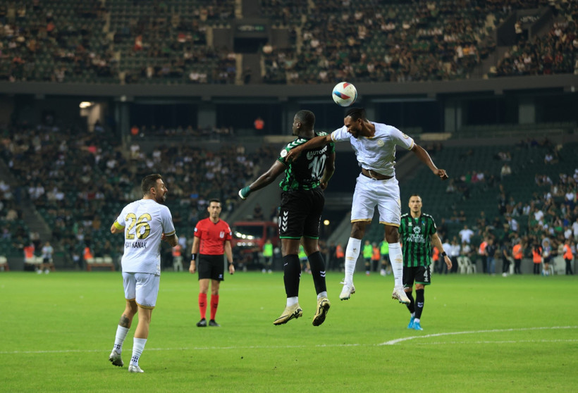 Kocaelispor - Manisa Futbol Kulübü maçı fotoğrafları "Foto Galeri - Ali Köksal" - Resim: 148