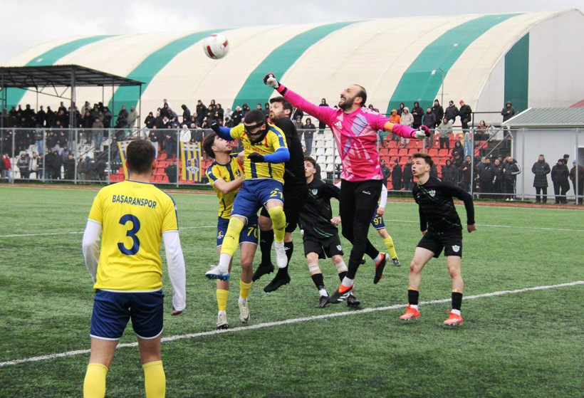 Nusretiyespor - Başaranspor maçının fotoğrafları - Resim: 49