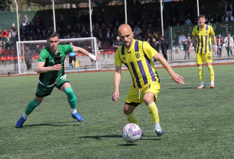 Karamürselspor - Çayırovaspor maçının fotoğrafları - Resim: 17