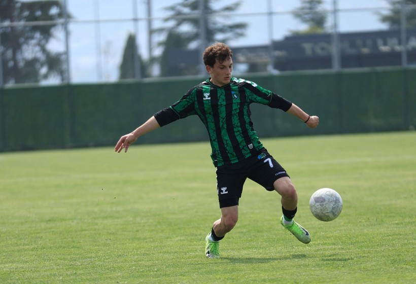 Kocaelispor - Mustafakemalpaşaspor maçının fotoğrafları - Resim: 6