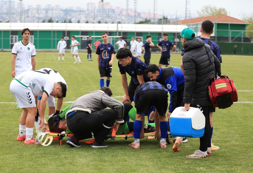 Kocaelispor - Karacabey Belediyespor U-19 maçının fotoğrafları - Resim: 79