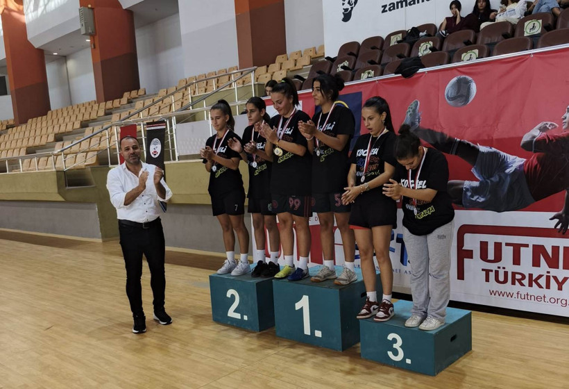 Türkiye’nin en iyi futnet sporcuları Kocaeli’de gözlerin pasını sildi! - Resim : 2