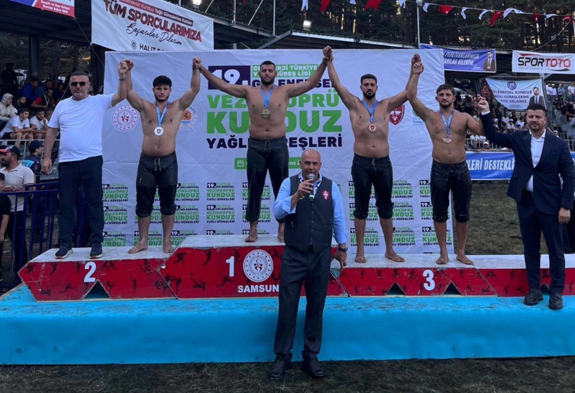 Kağıtsporlu pehlivanlar Samsun’da tulum çıkardı! - Resim : 1