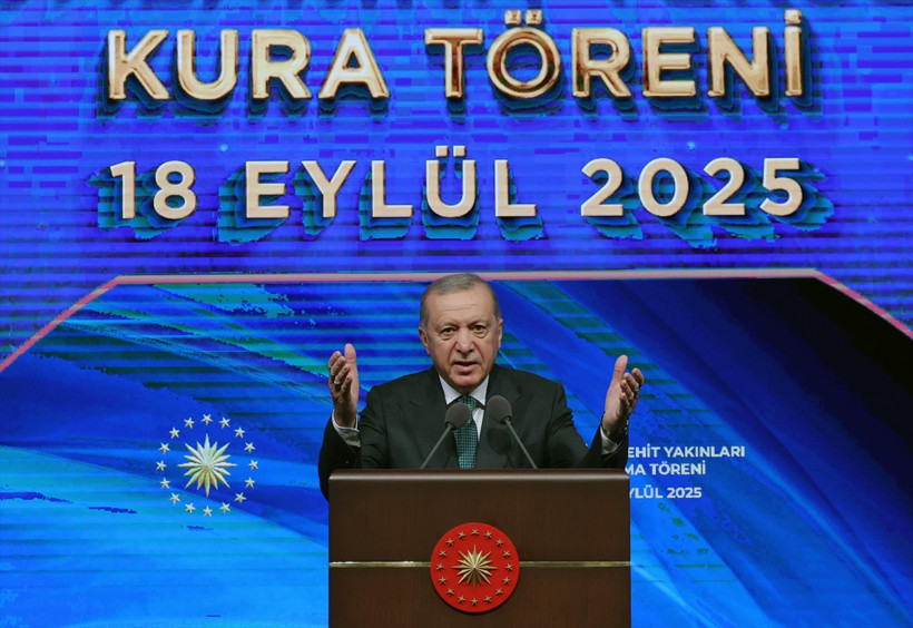 Cumhurbaşkanı Recep Tayyip Erdoğan: Biz bu coğrafyada ev sahibiyiz - Resim : 1