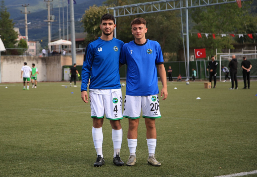 Karatepe Gençlerbirliği - Kocaeli Güneşspor: 1-2 "1. Amatör Lig maçı - Foto Galeri - Ali Köksal" - Resim: 1