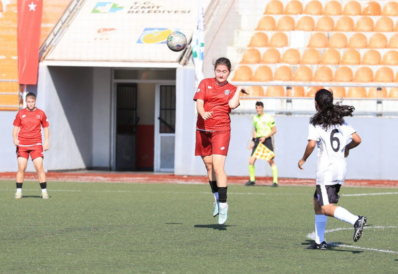 Kocaeli Kadın Futbol Kulübü – Arapçeşme maçı fotoğraf galerisi - Resim: 58