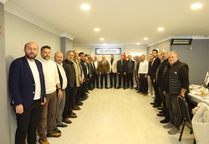 Tahir Büyükakın, iş insanları ile buluştu - Resim : 1